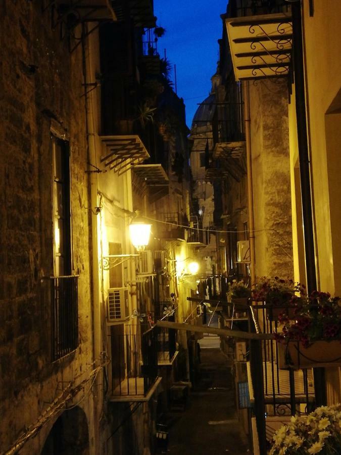 הוילה פלרמו Casa Nel Vicolo מראה חיצוני תמונה
